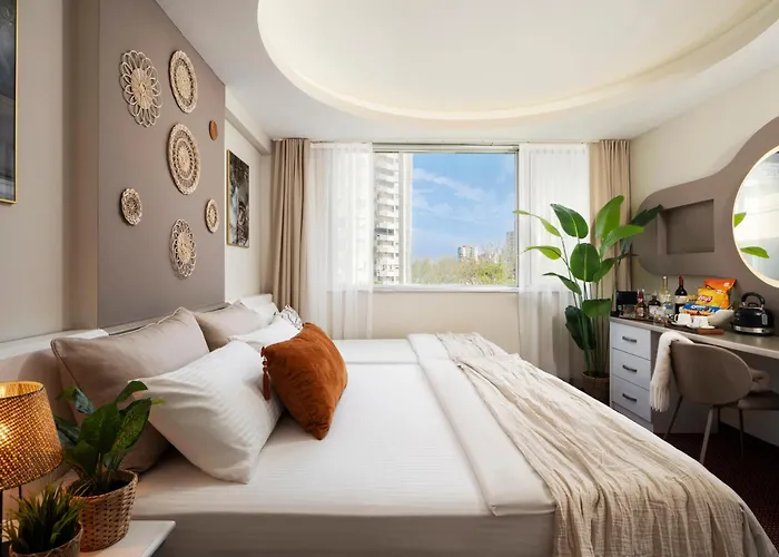İS Hotel